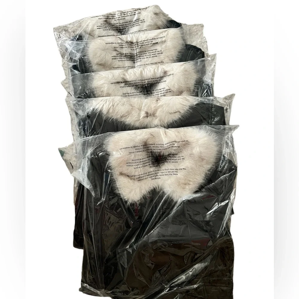 Shiny Black Patent Jacket with White Faux-Fur Collar Cropped Bomber Style - Picture 3 of 3